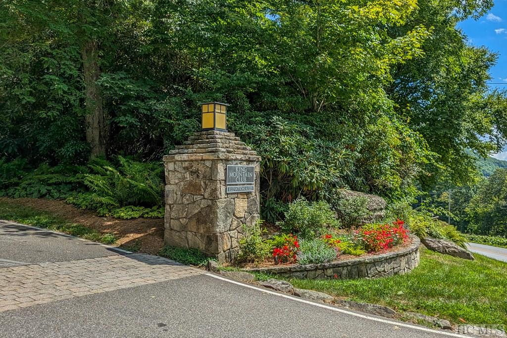 28 King Mountain Trail