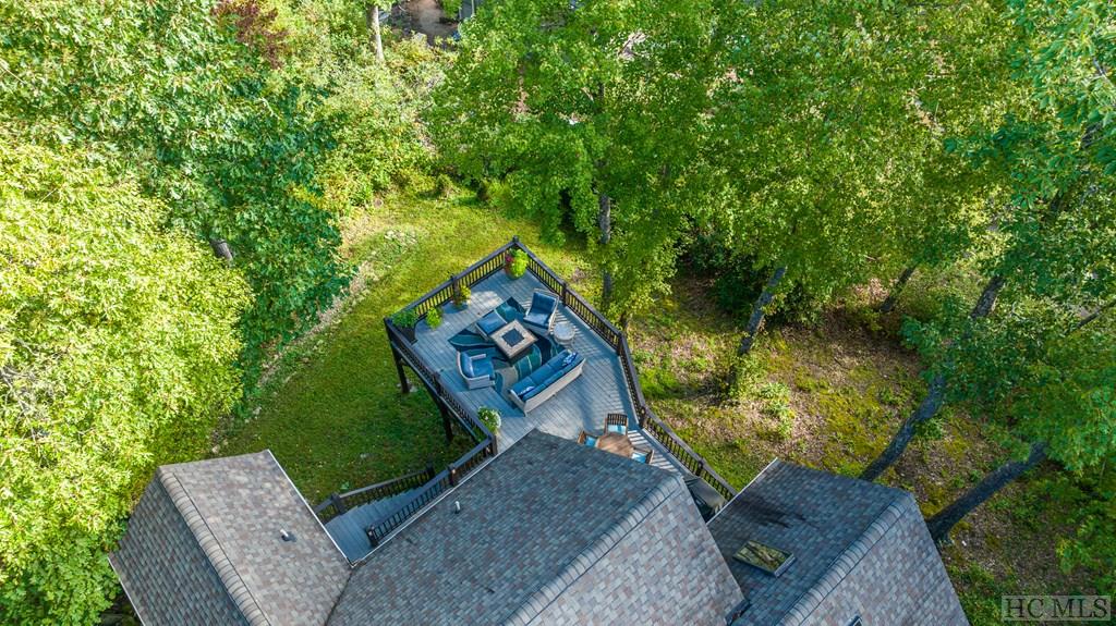 445 South Drive