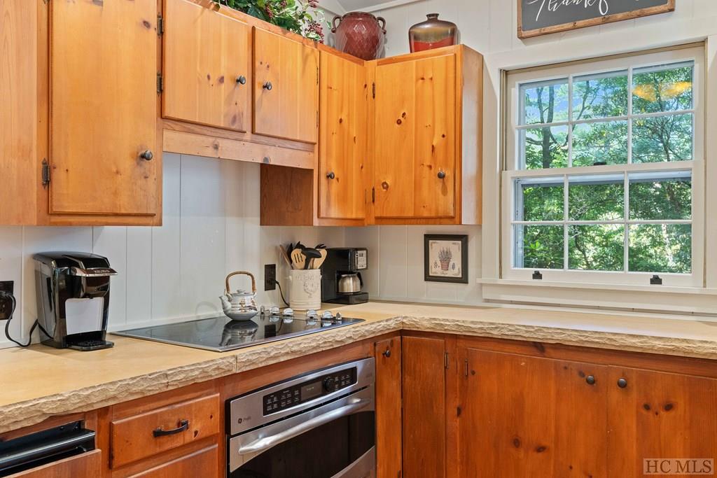 320 Holt Knob Road