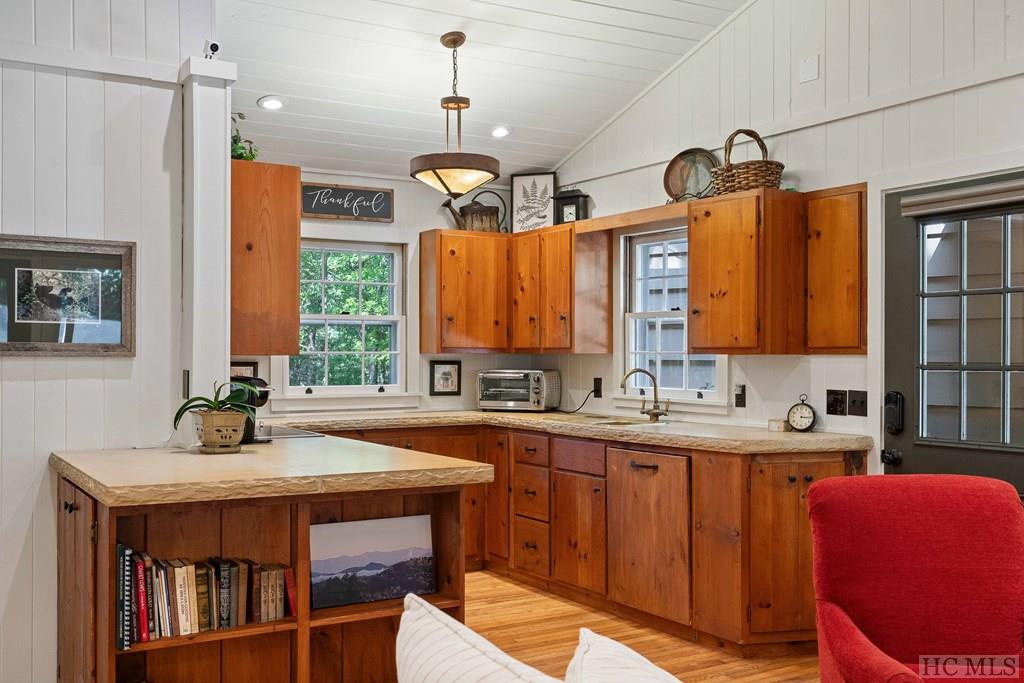 320 Holt Knob Road