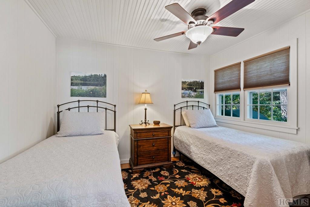 320 Holt Knob Road