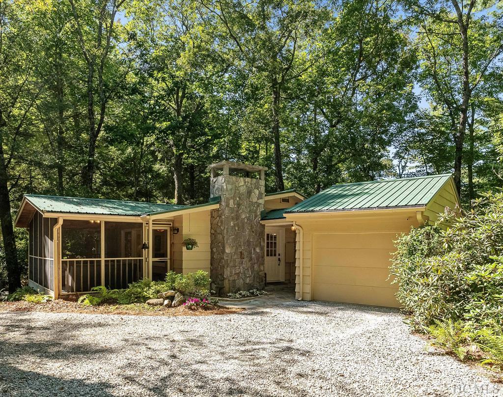 320 Holt Knob Road