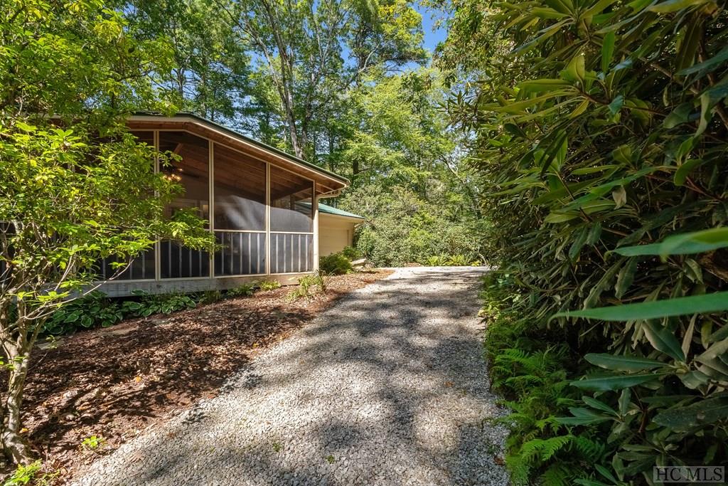 320 Holt Knob Road