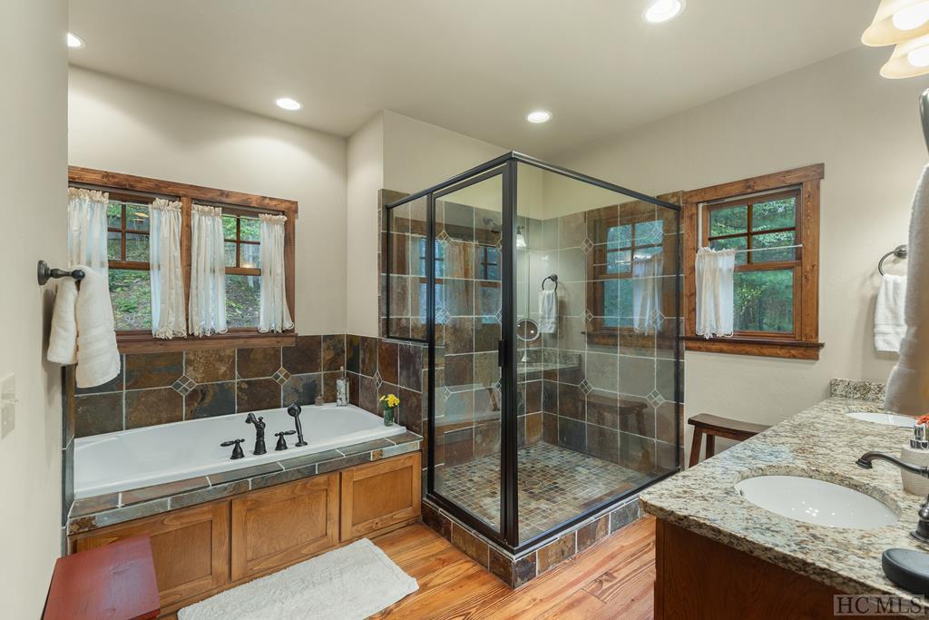1926 Black Oak Drive