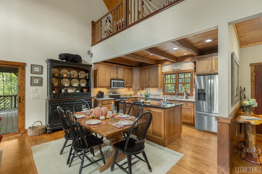 1926 Black Oak Drive