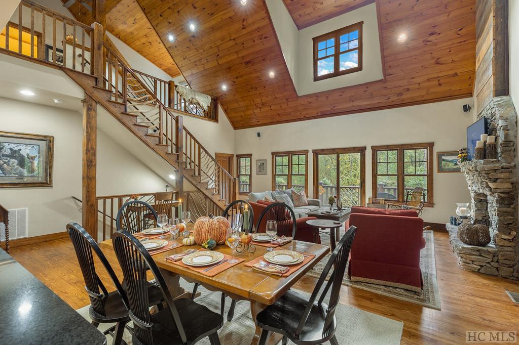 1926 Black Oak Drive