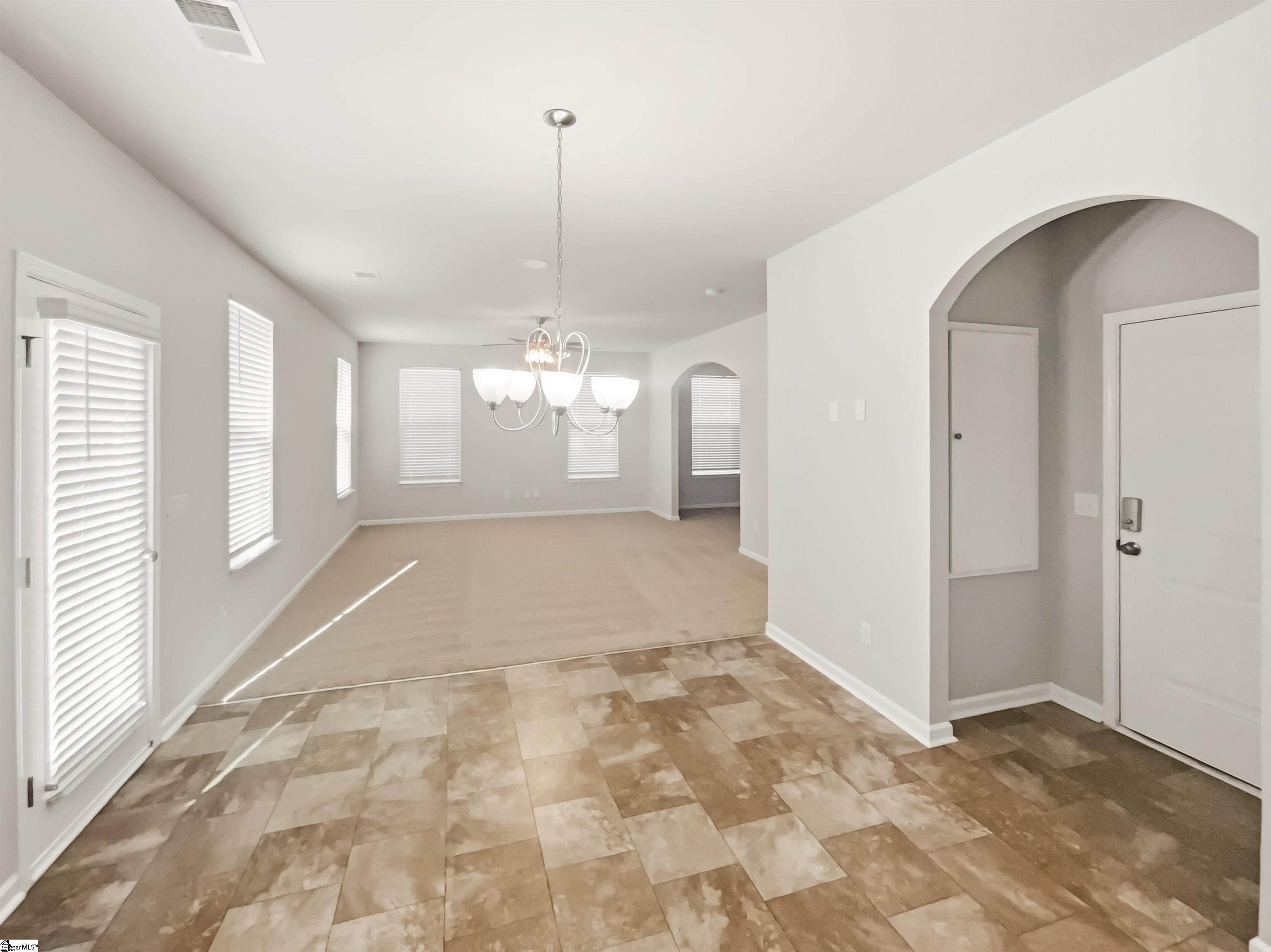 605 N Meadows Lane