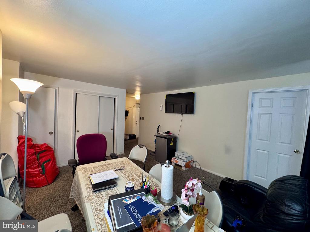 750 S DICKERSON STREET Unit: 402