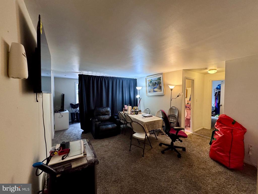 750 S DICKERSON STREET Unit: 402
