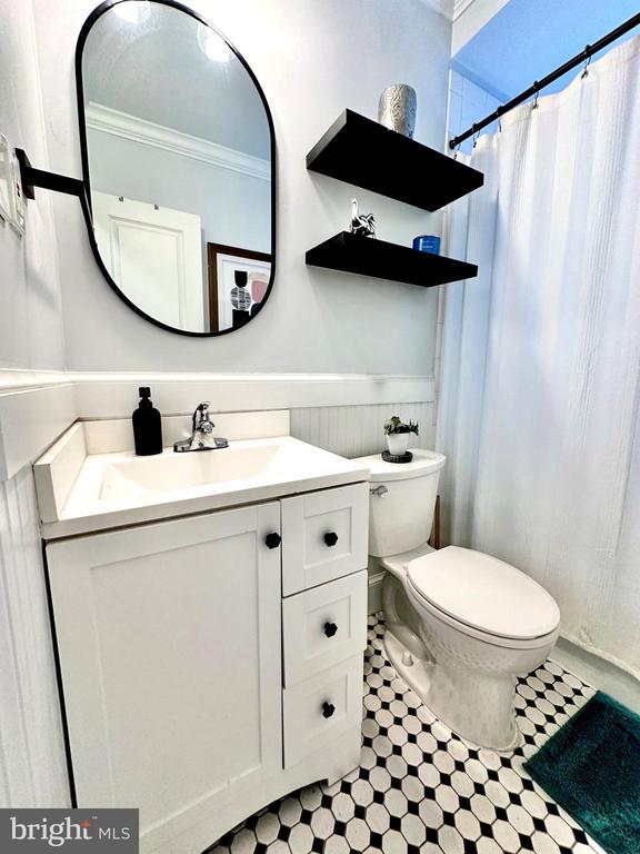 922 S WASHINGTON STREET Unit: 108