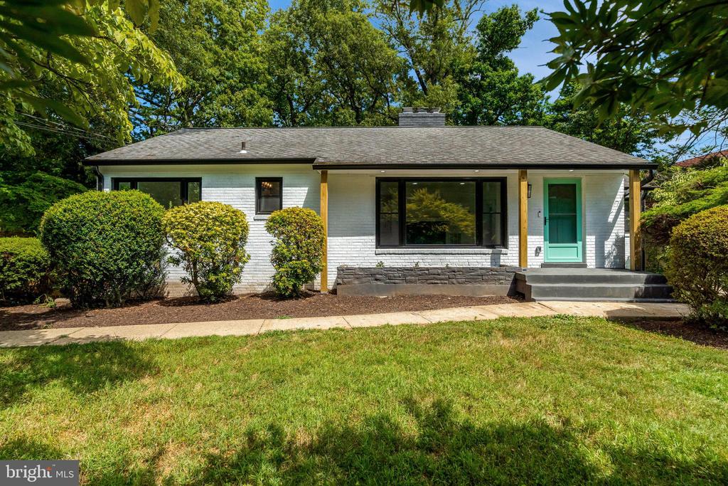 2539 GALLOWS ROAD