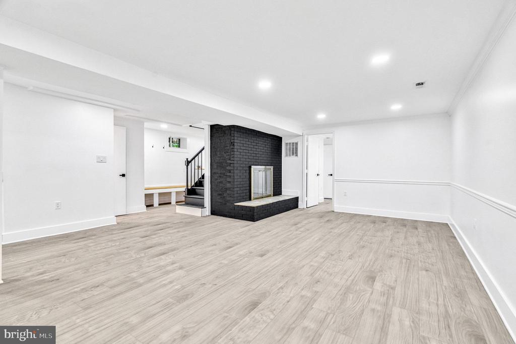 2539 GALLOWS ROAD