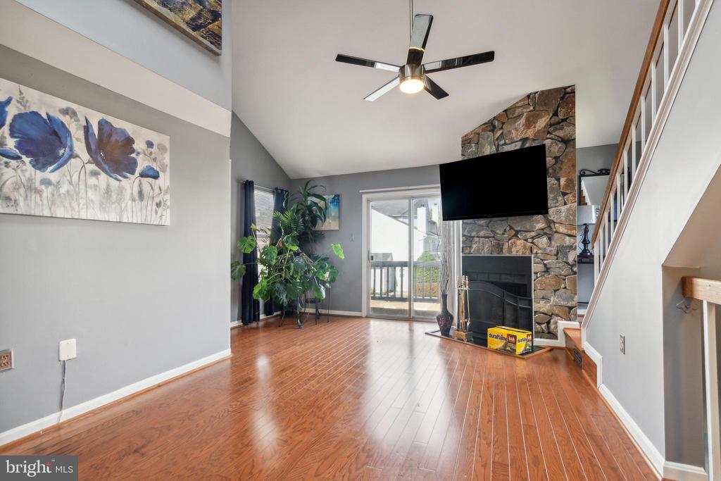 4349 PEMBROOK VILLAGE DRIVE Unit: 40