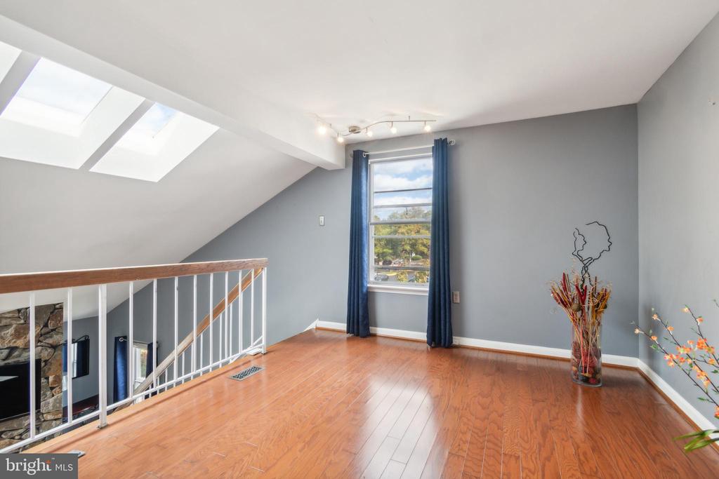 4349 PEMBROOK VILLAGE DRIVE Unit: 40