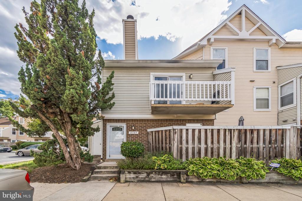 4349 PEMBROOK VILLAGE DRIVE Unit: 40