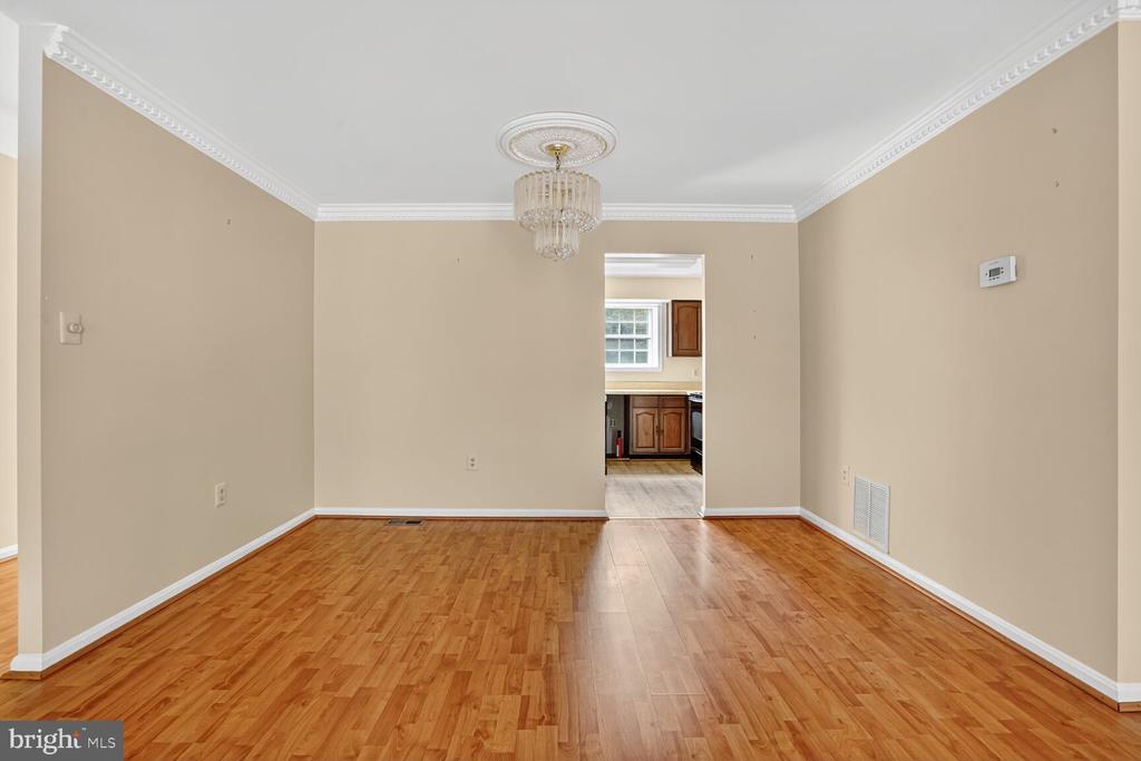 9124 SWEET SPICE COURT