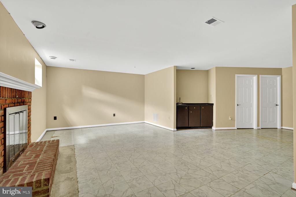 9124 SWEET SPICE COURT
