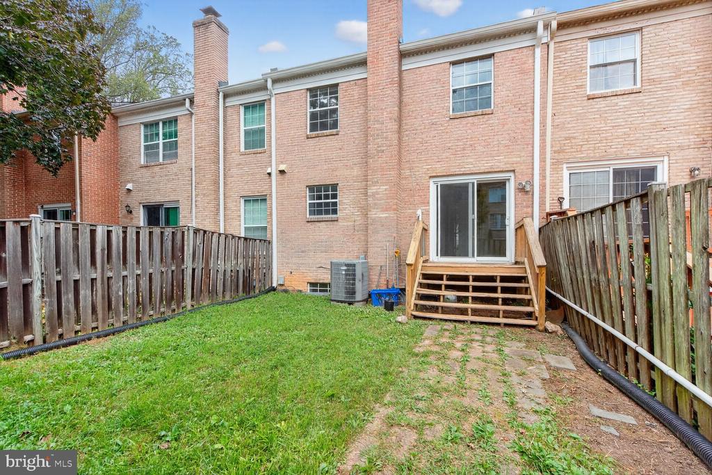 9124 SWEET SPICE COURT