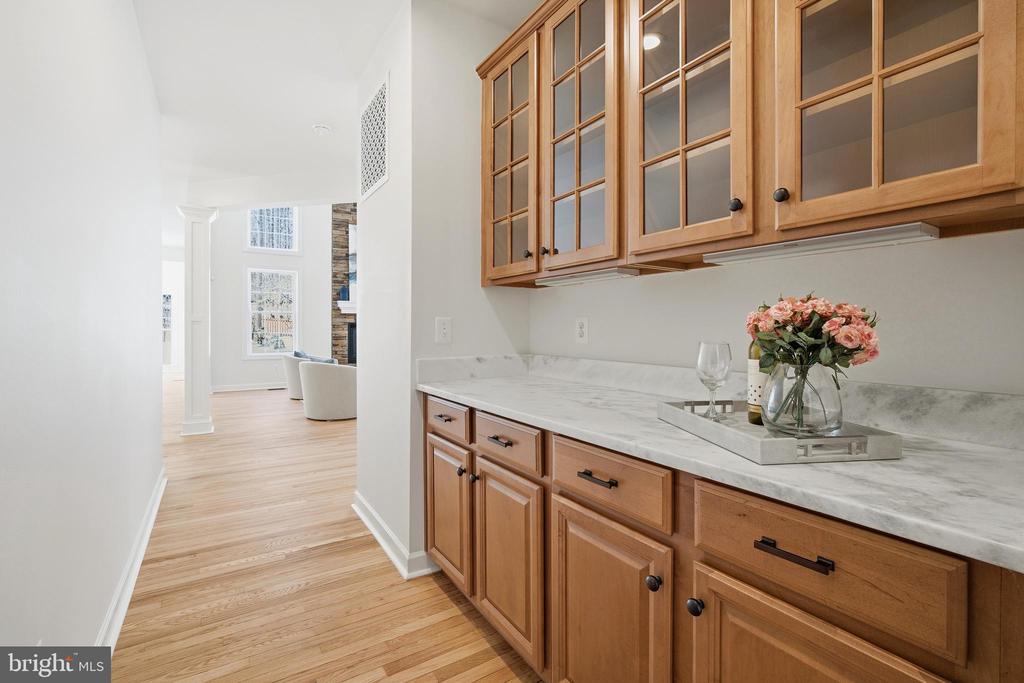 9348 OCCOQUAN OVERLOOK DRIVE