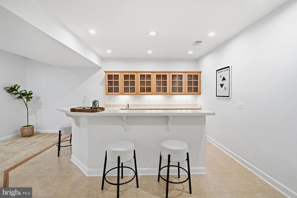 9348 OCCOQUAN OVERLOOK DRIVE