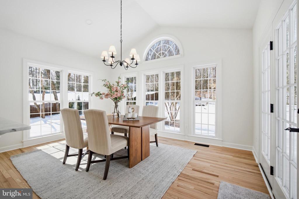 9348 OCCOQUAN OVERLOOK DRIVE