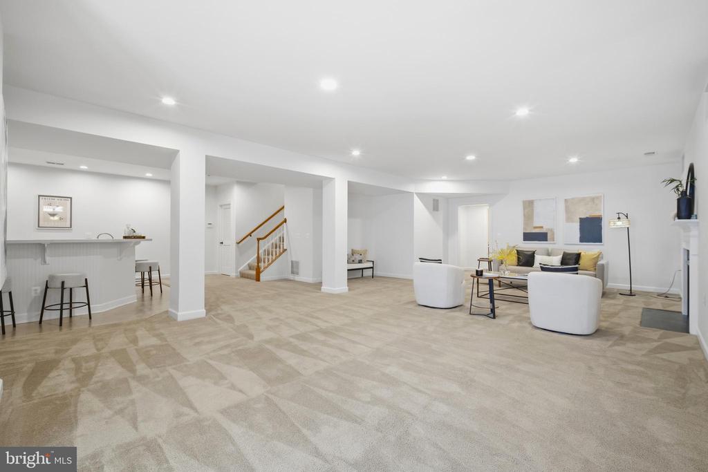 9348 OCCOQUAN OVERLOOK DRIVE