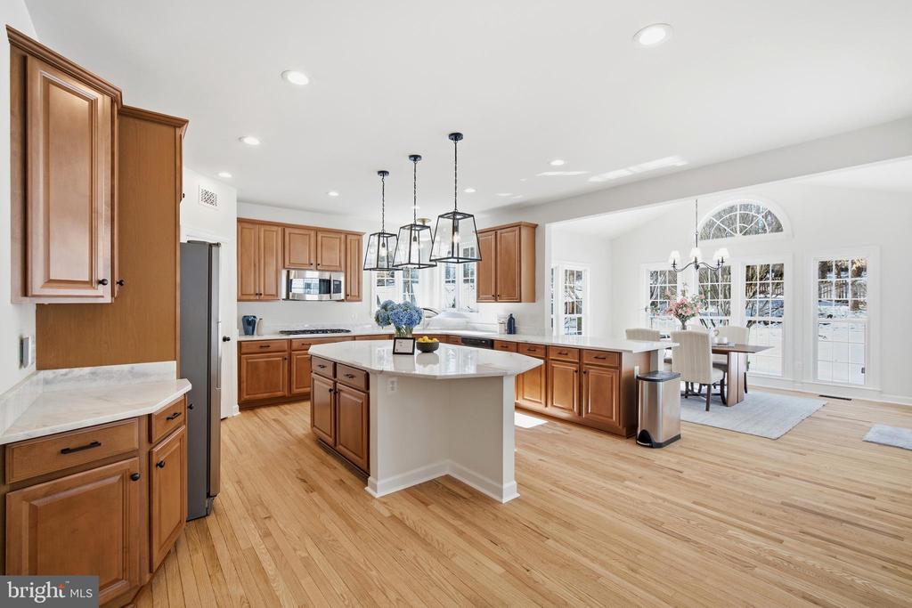 9348 OCCOQUAN OVERLOOK DRIVE