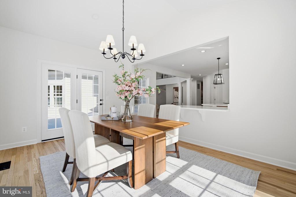 9348 OCCOQUAN OVERLOOK DRIVE