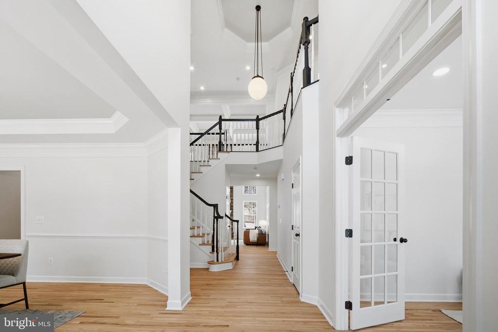 9348 OCCOQUAN OVERLOOK DRIVE