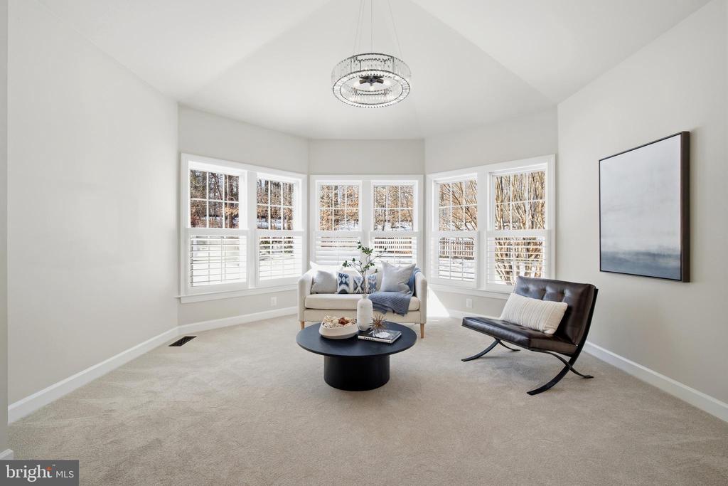 9348 OCCOQUAN OVERLOOK DRIVE