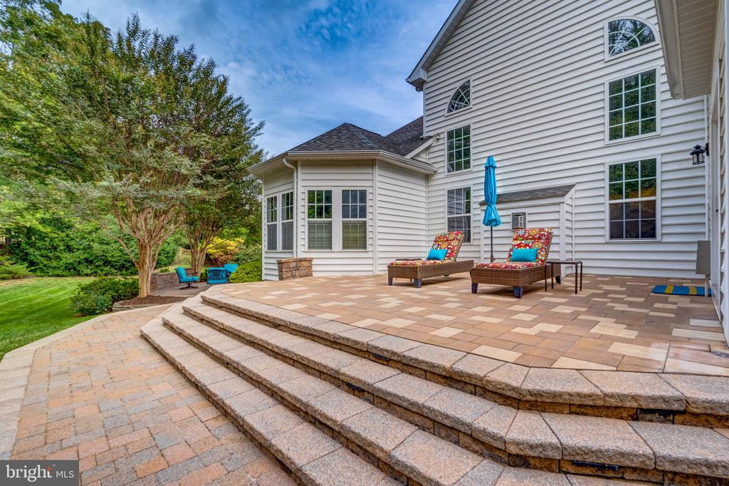 9348 OCCOQUAN OVERLOOK DRIVE