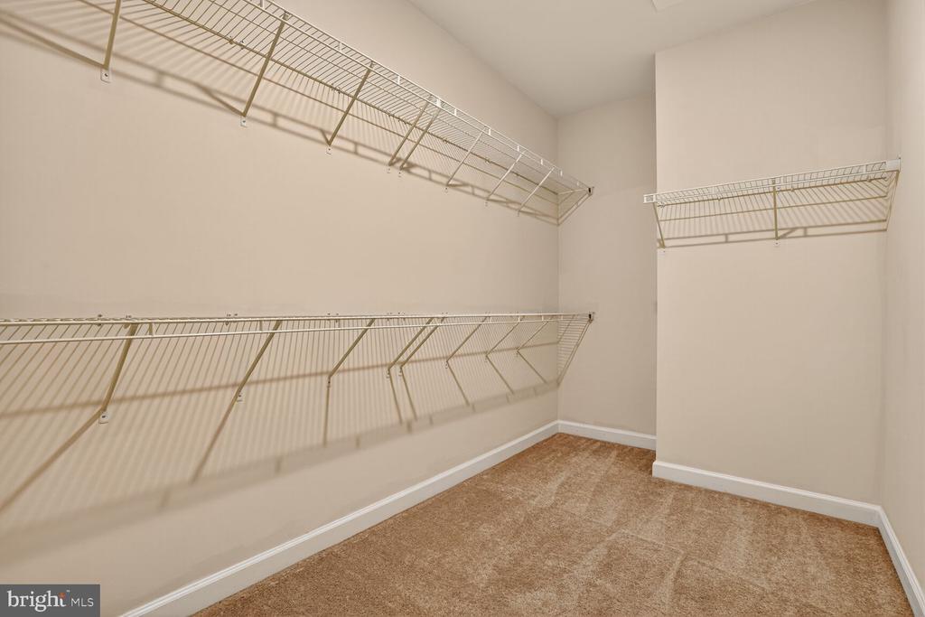 13216 WOODLAND PARK ROAD Unit: 1B