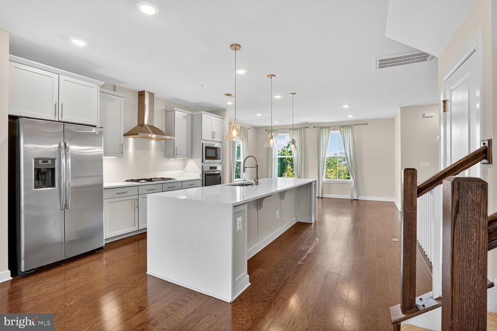 13216 WOODLAND PARK ROAD Unit: 1B