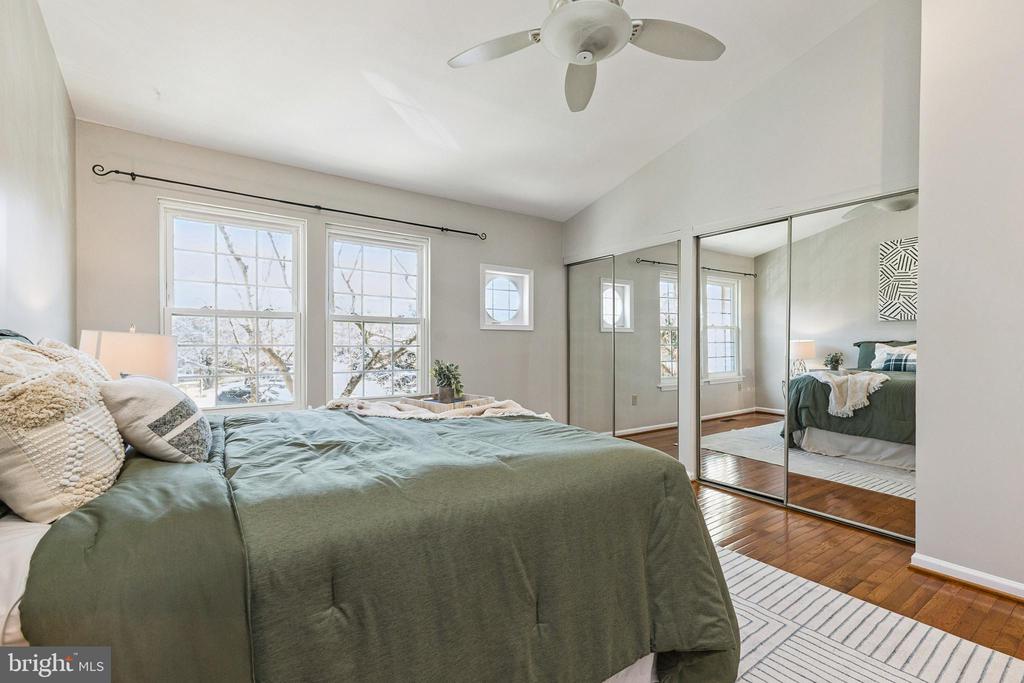 3378 LAKESIDE VIEW DRIVE Unit: 14-2