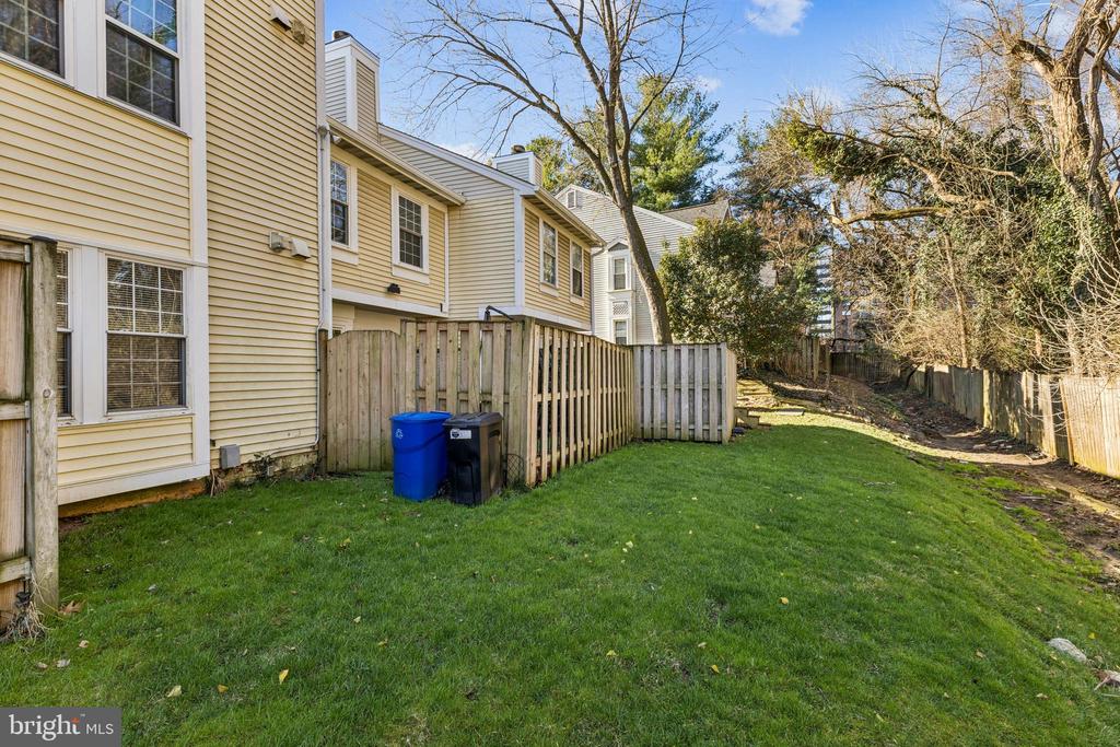 3378 LAKESIDE VIEW DRIVE Unit: 14-2