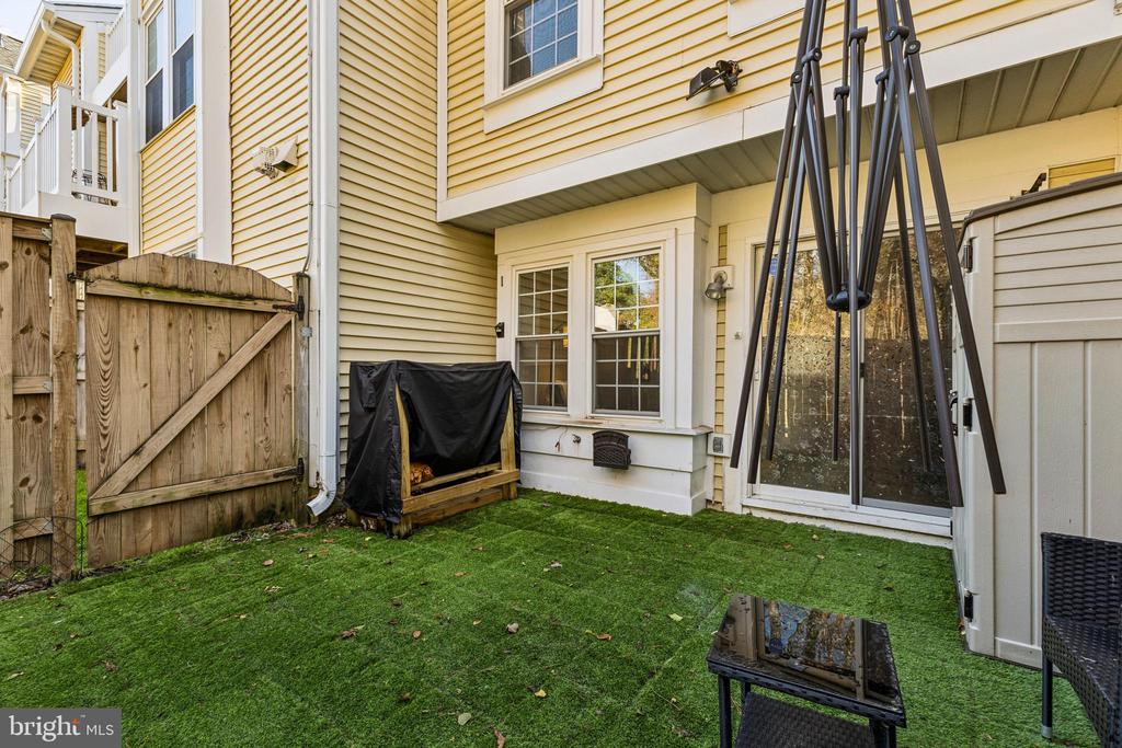 3378 LAKESIDE VIEW DRIVE Unit: 14-2