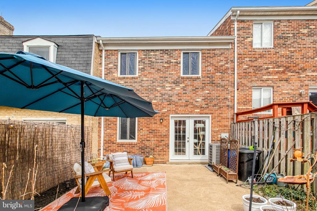 7417 RHONDDA DRIVE
