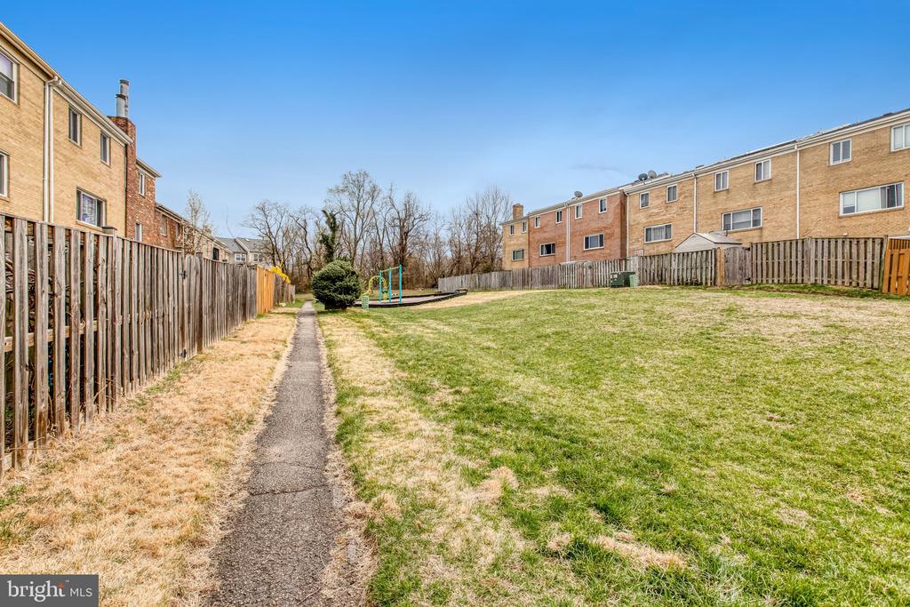 7417 RHONDDA DRIVE