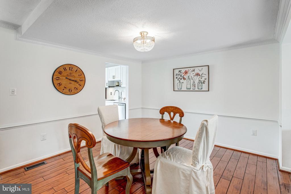 7417 RHONDDA DRIVE