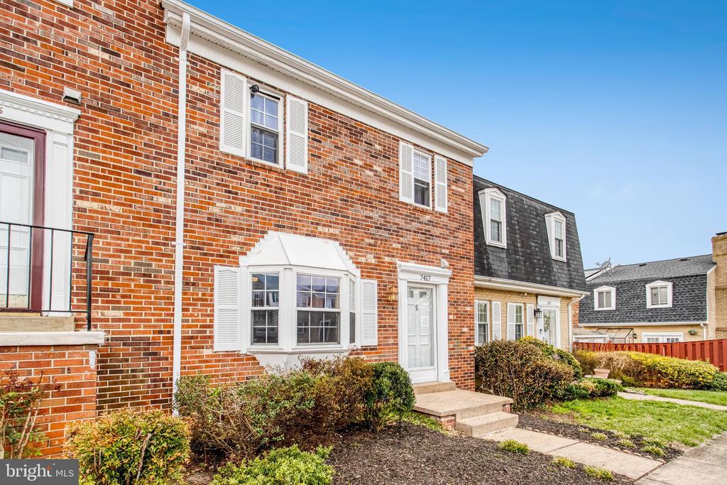 7417 RHONDDA DRIVE