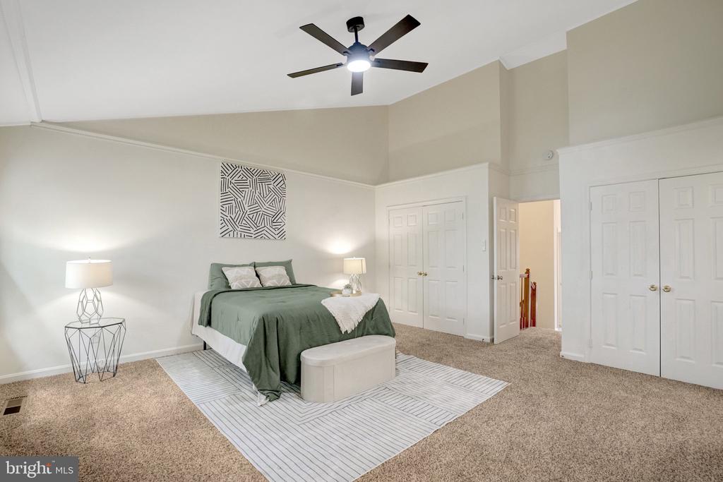 2916 MAINSTONE DRIVE