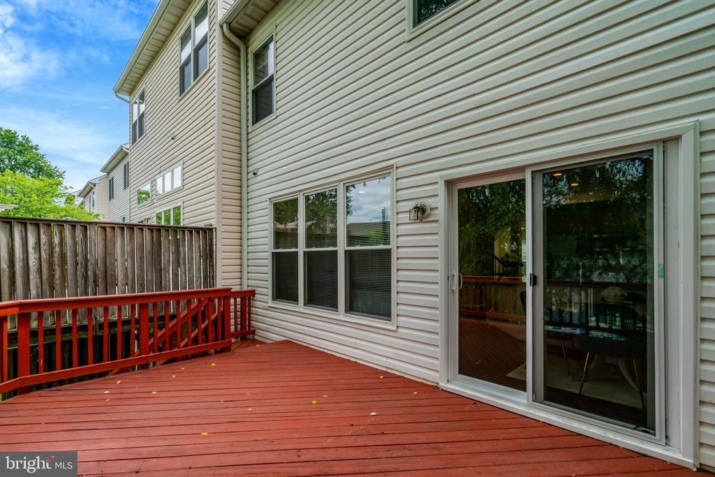 2916 MAINSTONE DRIVE
