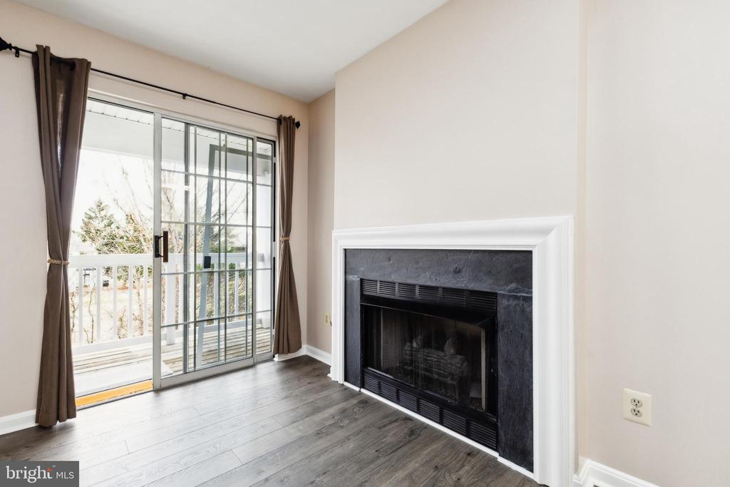 11009 KINSHIP COURT Unit: 303