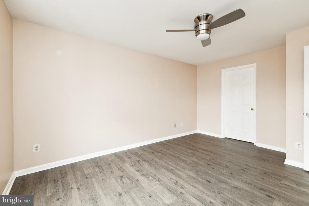 11009 KINSHIP COURT Unit: 303