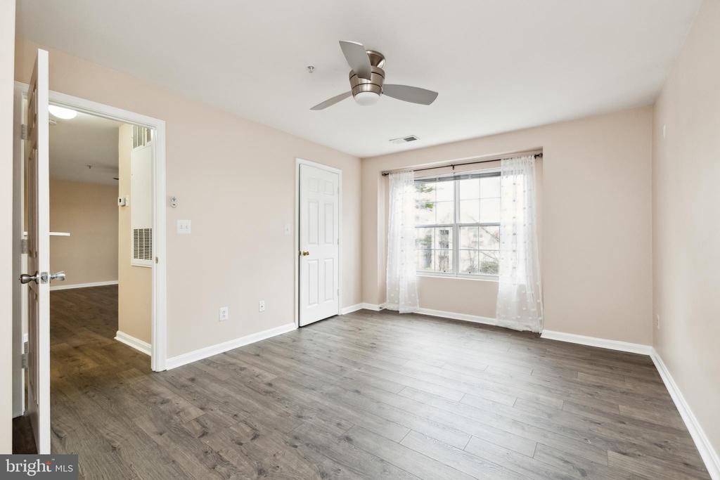 11009 KINSHIP COURT Unit: 303