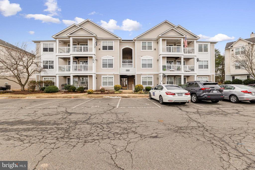 11009 KINSHIP COURT Unit: 303