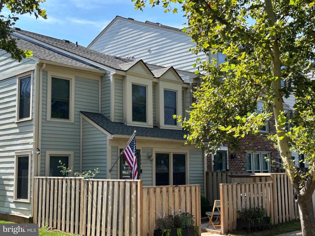 7501 BELLE GRAE DRIVE
