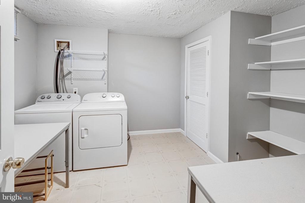 316 SURRY LANE Unit: 132