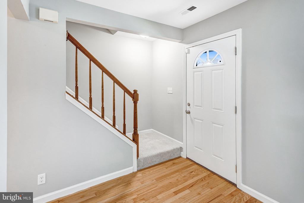 316 SURRY LANE Unit: 132