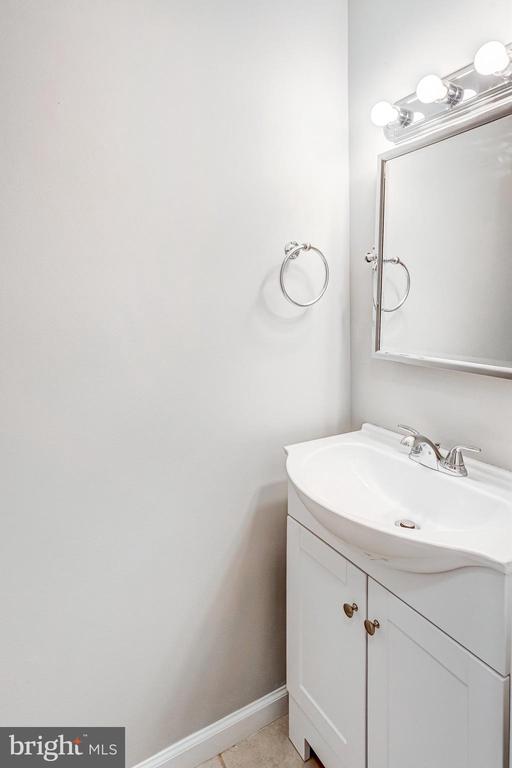 316 SURRY LANE Unit: 132